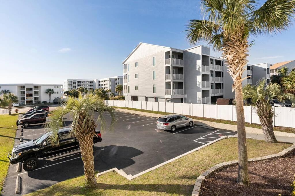 Great Beach Getaway! Lägenhet Myrtle Beach Exteriör bild